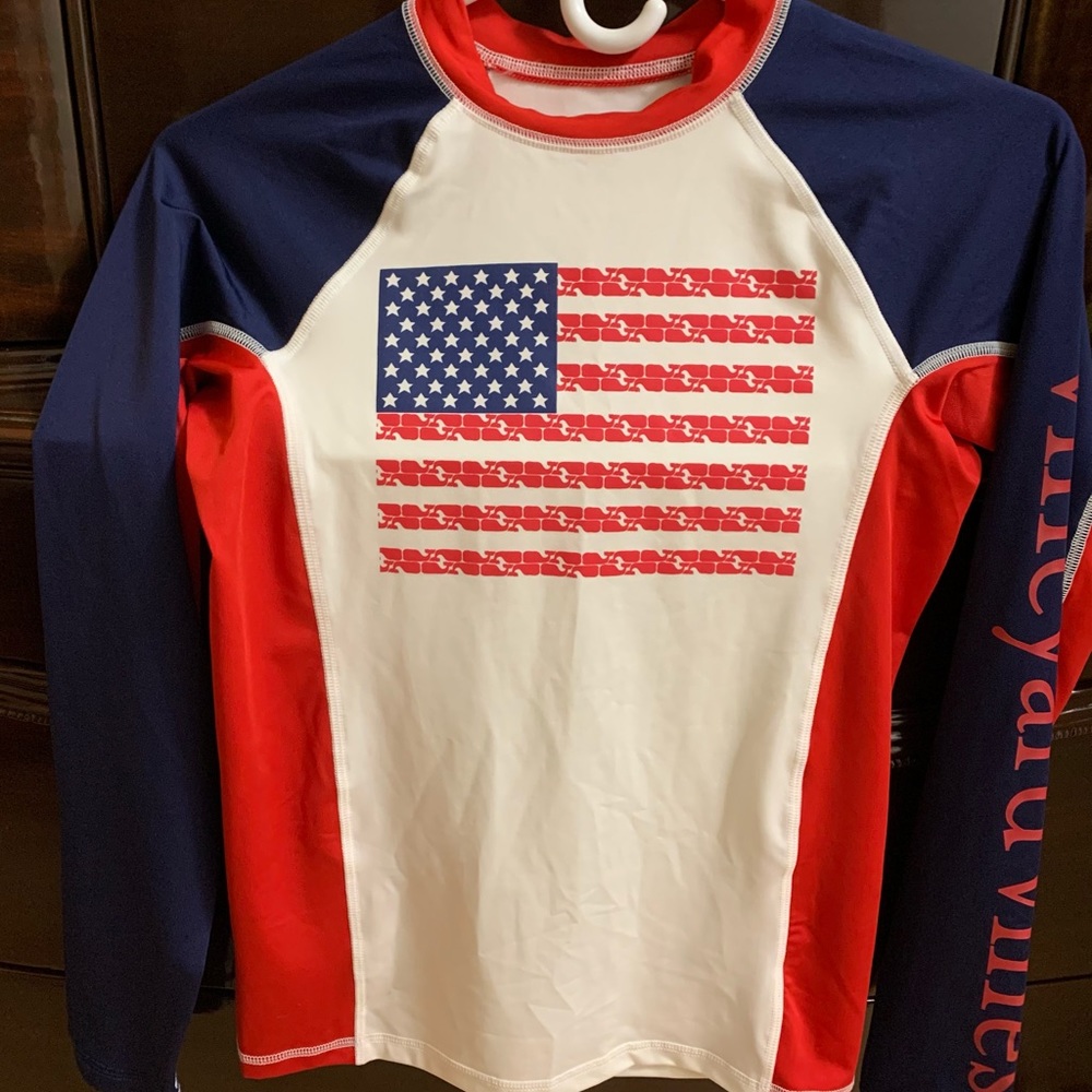 Boys Vineyard Vines Rash guard